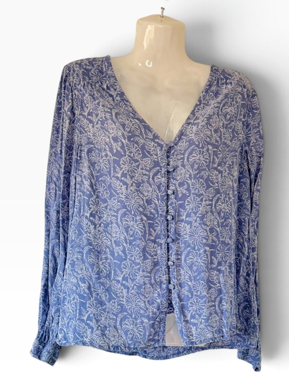 Lucky Brand Bohemian Blouse Modal Button Down Covered Buttons Blue Floral Small